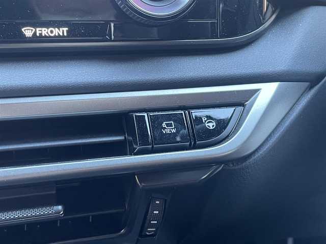 レクサス ＲＸ 350h バージョンL 静岡県 2023(令5)年 3万km ソニッククォーツ ワンオーナー/モデリスタエアロ/パノラマルーフ/純正ナビ/フルセグTV/BT/USB/全方位カメラ/デジタルインナーミラー/黒革シート/全席シートヒーター/全席エアシート/前席パワーシート/前席シートメモリー/パワーバックドア/ビルトインETC2.0/ステアリングヒーター/置くだけ充電/プリクラッシュセーフティ/レーンキープアシスト/レーダークルーズコントロール/クリアランスソナー/ヘッドアップディスプレイ/ブラインドスポットモニター/AC100V電源/スマートキー×2/保証書/取扱説明書/R6/R7点検記録簿有