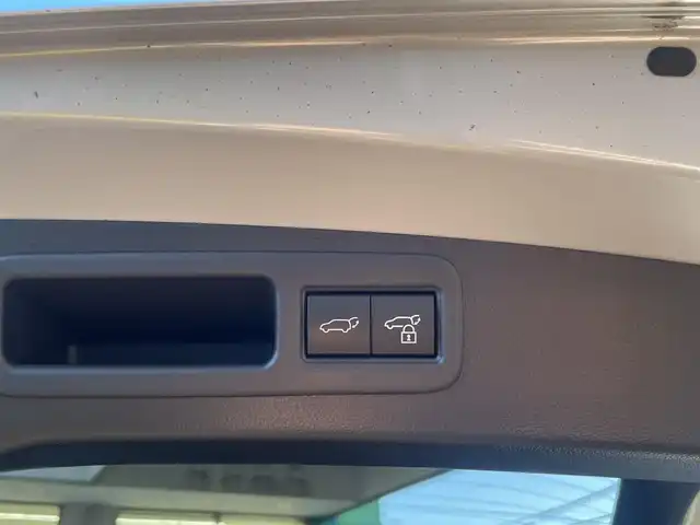 レクサス ＲＸ 350h バージョンL 静岡県 2023(令5)年 3万km ソニッククォーツ ワンオーナー/モデリスタエアロ/パノラマルーフ/純正ナビ/フルセグTV/BT/USB/全方位カメラ/デジタルインナーミラー/黒革シート/全席シートヒーター/全席エアシート/前席パワーシート/前席シートメモリー/パワーバックドア/ビルトインETC2.0/ステアリングヒーター/置くだけ充電/プリクラッシュセーフティ/レーンキープアシスト/レーダークルーズコントロール/クリアランスソナー/ヘッドアップディスプレイ/ブラインドスポットモニター/AC100V電源/スマートキー×2/保証書/取扱説明書/R6/R7点検記録簿有