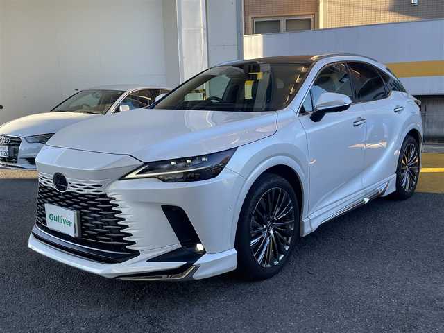 レクサス ＲＸ 350h バージョンL 静岡県 2023(令5)年 3万km ソニッククォーツ ワンオーナー/モデリスタエアロ/パノラマルーフ/純正ナビ/フルセグTV/BT/USB/全方位カメラ/デジタルインナーミラー/黒革シート/全席シートヒーター/全席エアシート/前席パワーシート/前席シートメモリー/パワーバックドア/ビルトインETC2.0/ステアリングヒーター/置くだけ充電/プリクラッシュセーフティ/レーンキープアシスト/レーダークルーズコントロール/クリアランスソナー/ヘッドアップディスプレイ/ブラインドスポットモニター/AC100V電源/スマートキー×2/保証書/取扱説明書/R6/R7点検記録簿有