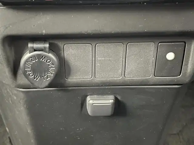 トヨタ タンク カスタムG－T 熊本県 2019(令1)年 2.3万km ブラックマイカメタリック 禁煙車　/社外ナビ　CN-E330D/バックカメラ　/社外前後ドライブレコーダー　/ビルトインＥＴＣ　/両側パワースライドドア　/クルーズコントロール/前後クリアランスソナー　/スマートアシストIII/・衝突軽減ブレーキ/・レーンキープアシスト/・先行車発進お知らせ/・前後誤発進抑制機能/・オートマチックハイビーム/横滑り防止/オートライト/LEDヘッドライト/フォグライト/スマートキー/プッシュスタート