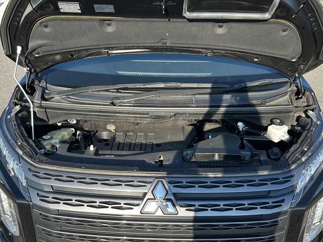 三菱 デリカＤ：５ ジャスパー 岐阜県 2020(令2)年 1.8万km エメラルドブラックパール/アイガーグレーメタリック 4WD/ディーゼル/純正１０インチナビ/フルセグ/ハーフレザーシート/全方位カメラ/両側パワースライドドア/衝突軽減ブレーキ/レーンキープアシスト/パドルシフト/ビルトインＥＴＣ/レーダークルーズコントロール/純正アルミホイール/純正マットガード/スマートキー/オートライト/オートハイビーム/スペアキー