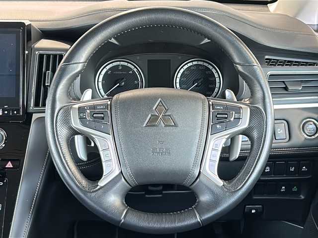 三菱 デリカＤ：５ ジャスパー 岐阜県 2020(令2)年 1.8万km エメラルドブラックパール/アイガーグレーメタリック 4WD/ディーゼル/純正１０インチナビ/フルセグ/ハーフレザーシート/全方位カメラ/両側パワースライドドア/衝突軽減ブレーキ/レーンキープアシスト/パドルシフト/ビルトインＥＴＣ/レーダークルーズコントロール/純正アルミホイール/純正マットガード/スマートキー/オートライト/オートハイビーム/スペアキー