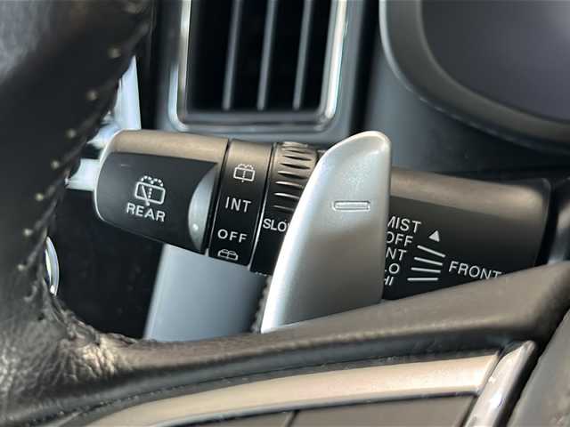 三菱 デリカＤ：５ ジャスパー 岐阜県 2020(令2)年 1.8万km エメラルドブラックパール/アイガーグレーメタリック 4WD/ディーゼル/純正１０インチナビ/フルセグ/ハーフレザーシート/全方位カメラ/両側パワースライドドア/衝突軽減ブレーキ/レーンキープアシスト/パドルシフト/ビルトインＥＴＣ/レーダークルーズコントロール/純正アルミホイール/純正マットガード/スマートキー/オートライト/オートハイビーム/スペアキー