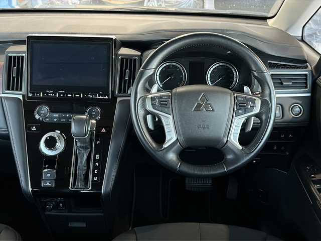 三菱 デリカＤ：５ ジャスパー 岐阜県 2020(令2)年 1.8万km エメラルドブラックパール/アイガーグレーメタリック 4WD/ディーゼル/純正１０インチナビ/フルセグ/ハーフレザーシート/全方位カメラ/両側パワースライドドア/衝突軽減ブレーキ/レーンキープアシスト/パドルシフト/ビルトインＥＴＣ/レーダークルーズコントロール/純正アルミホイール/純正マットガード/スマートキー/オートライト/オートハイビーム/スペアキー