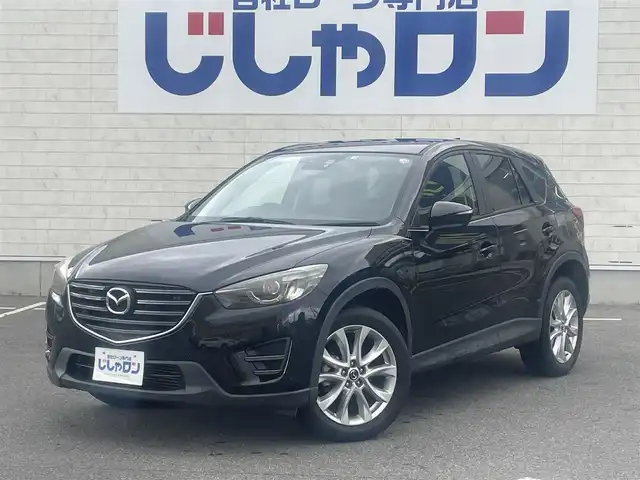 マツダ ＣＸ－５ XD 佐賀県 2015(平27)年 6.9万km ジェットブラックマイカ （株）IDOMが運営する【じしゃロン佐賀店】の自社ローン専用車両になります。こちらは現金またはオートローンご利用時の価格です。自社ローンご希望の方は別途その旨お申し付けください/・マツダコネクト純正ＳＤナビ/フルセグ/ＢＴ//　　　　　　　　　　ＤＶＤ/ＣＤ　/・バックカメラ　/・スマートインＥＴＣ　　/・ＵＳＢポート　/・純正１９インチアルミ