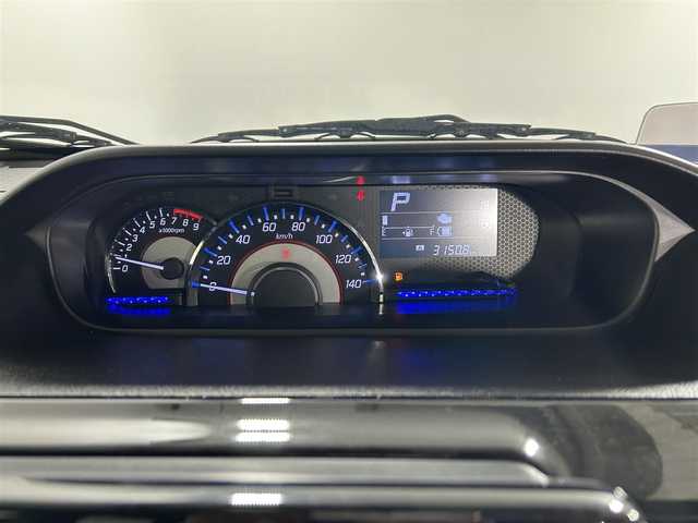 スズキ ワゴンＲ スティングレー HYBRID X 佐賀県 2017(平29)年 6.8万km ブルーイッシュブラックパール3 衝突被害軽減システム/車線逸脱警報/純正7インチナビ/AM/FM/CD/DVD/Bluetooth/ルセグTV/全方位カメラ/ステアリングスイッチ/革巻きステアリング/前方ドライブレコーダー/ビルトインETC/運転席シートヒーター/ヘッドアップディスプレイ/オートマチックヘッドライト/LEDヘッドライト/フォグランプ/電動格納ミラー/シートリフター/ドアバイザー