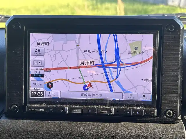 スズキ ジムニー シエラ JC 長崎県 2022(令4)年 1.5万km ピュアホワイトP ワンオーナー/リトルG仕様/社外8インチナビ/(CD/DVD/BT/フルセグ)/バックカメラ/衝突軽減ブレーキ/レーンアシスト/クルーズコントロール/ETC/ステアリングスイッチ/オートライト/フォグランプ/純正15インチAW/DAMDリトルGキット