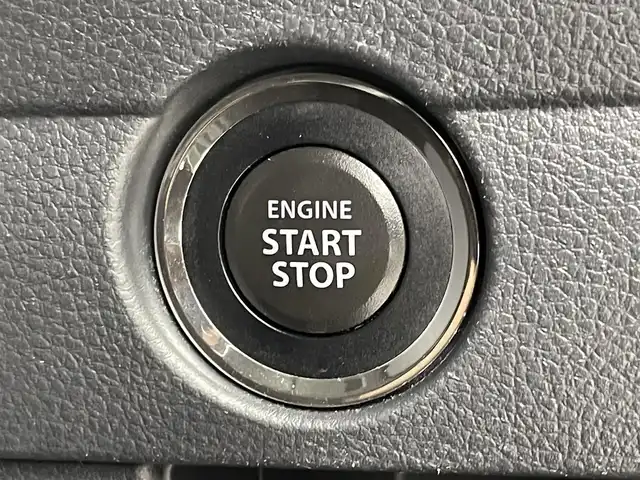 スズキ ハスラー Jスタイル 福岡県 2015(平27)年 9.7万km クールカーキパールメタリック/ホワイト2トーンルーフ 社外ナビ（フルセグＴＶ）　/バックカメラ　/ビルトインＥＴＣ　/前後ドライブレコーダー　/衝突被害軽減ブレーキ　/横滑り防止装置　/アイドリングストップ　/シートヒーター　/電動格納式ドアミラー　/プッシュスタート