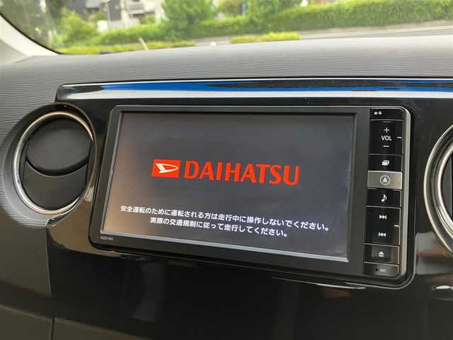 ダイハツ タント エグゼ カスタムRS 埼玉県 2012(平24)年 5.6万km パールホワイトⅢ 登録時56039km/ターボ車/純正ナビ【NSZN-W62】/　・フルセグTV/　・バックカメラ/　・CD/DVD再生/　・Bluetooth接続/アイドリングストップ/ハーフレザーシート/純正15インチAW/革巻ステアリング/オートエアコン/スマートキー/ドアバイザー/電格ミラー/HIDライト/フォグ/ETC/保証書/取扱説明書/ナビ取扱説明書/点検整備記録簿（H25.H26.H27.H28.H29.H30.R1.R2.R3.R4.R5）