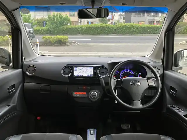 ダイハツ タント エグゼ カスタムRS 埼玉県 2012(平24)年 5.6万km パールホワイトⅢ 登録時56039km/ターボ車/純正ナビ【NSZN-W62】/　・フルセグTV/　・バックカメラ/　・CD/DVD再生/　・Bluetooth接続/アイドリングストップ/ハーフレザーシート/純正15インチAW/革巻ステアリング/オートエアコン/スマートキー/ドアバイザー/電格ミラー/HIDライト/フォグ/ETC/保証書/取扱説明書/ナビ取扱説明書/点検整備記録簿（H25.H26.H27.H28.H29.H30.R1.R2.R3.R4.R5）