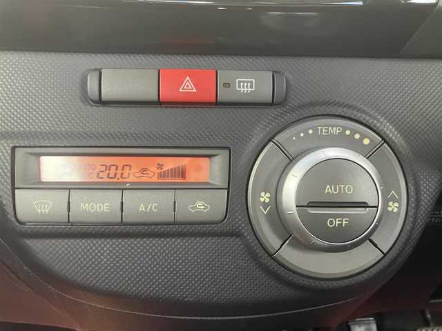 ダイハツ タント エグゼ カスタムRS 埼玉県 2012(平24)年 5.6万km パールホワイトⅢ 登録時56039km/ターボ車/純正ナビ【NSZN-W62】/　・フルセグTV/　・バックカメラ/　・CD/DVD再生/　・Bluetooth接続/アイドリングストップ/ハーフレザーシート/純正15インチAW/革巻ステアリング/オートエアコン/スマートキー/ドアバイザー/電格ミラー/HIDライト/フォグ/ETC/保証書/取扱説明書/ナビ取扱説明書/点検整備記録簿（H25.H26.H27.H28.H29.H30.R1.R2.R3.R4.R5）