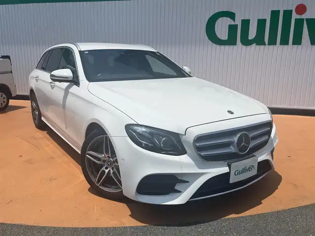メルセデス・ベンツ Ｅ２２０ｄ SW AVG スポーツ 本革 三重県 2018(平30)年 4.9万km ポーラホワイト ナッパ革シート/Burmesterサウンドシステム/エアバランスパッケージ/レーダーセーフティパッケージ/360度カメラシステム/アクティブパーキングアシスト/パワーバックドア/フットトランクオープナー/マルチビームLEDヘッドランプ/アダプティプハイビームアシストプラス/19インチアルミホイール/ブラックアッシュ木目調インパネ加飾/シートヒーター（前席・後席）/12.3インチワイドディスプレイ/HDDナビ・地デジTV