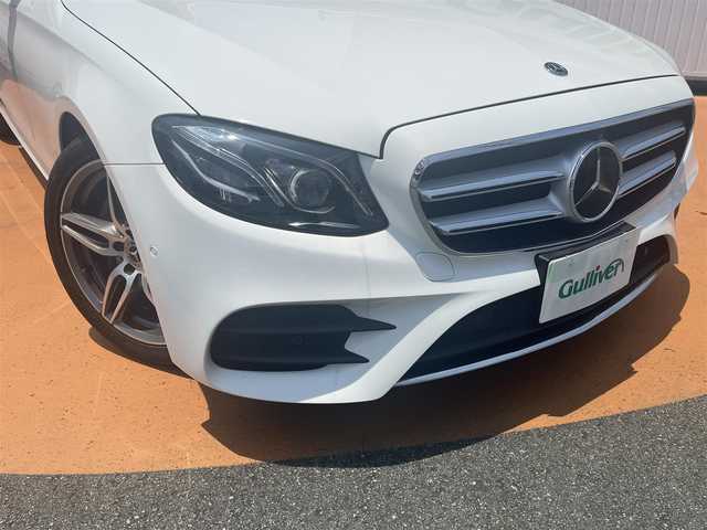 メルセデス・ベンツ Ｅ２２０ｄ SW AVG スポーツ 本革 三重県 2018(平30)年 4.9万km ポーラホワイト ナッパ革シート/Burmesterサウンドシステム/エアバランスパッケージ/レーダーセーフティパッケージ/360度カメラシステム/アクティブパーキングアシスト/パワーバックドア/フットトランクオープナー/マルチビームLEDヘッドランプ/アダプティプハイビームアシストプラス/19インチアルミホイール/ブラックアッシュ木目調インパネ加飾/シートヒーター（前席・後席）/12.3インチワイドディスプレイ/HDDナビ・地デジTV