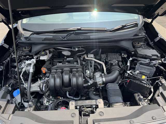 ホンダ ＷＲ－Ｖ Z ブラックスタイル 三重県 2025(令7)年 0.1万km未満 クリスタルブラックパール 登録未使用車/ホンダセンシング /・衝突軽減ブレーキ/・誤発進抑制機能/・後方誤発進抑制機能/・近距離衝突軽減ブレーキ/・歩行者事故低減ステアリング/・路外逸脱抑制機能/・アダプティブクルーズコントロール/・車線維持支援システム/・先行車発進お知らせ機能/・標識認識機能/・オートハイビーム/・パーキングセンサーシステム/ナビ装着用スペシャルパッケージ/・ステアリングスイッチ/　(オーディオ/ナビ/ハンズフリー/音声認識)/・リアワイドカメラ/・車載通信機/・Bluetoothユニット/パドルシフト/USBジャック(運転席)/充電用USBジャック(助手席)/純正17インチ5本マルチスポークフルブラック塗装アルミホイール/ブラックドアミラー/ブラックアウトサイドドアハンドル/フルLEDヘッドランプ/・オートライト/LEDフロントフォグランプ/プッシュエンジンスタート/スマートキー×2
