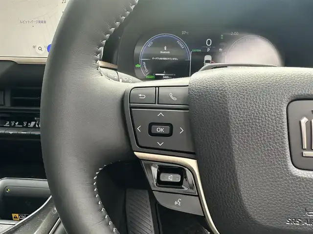 トヨタ クラウン クロスオーバー Z 滋賀県 2025(令7)年 0.4万km プレシャスホワイトパール 禁煙車/純正１２．３インチナビ/（Bluetooth/フルセグTV/USB/Miracast)/全方位カメラ/トヨタプレミアムサウンドシステム/シートヒーター（D+N席）/パワーシート（D+N席)/LEDヘッドランプ/デジタルインナーミラー/純正前後ドライブレコーダー/パワーバックドア/プリクラッシュセーフティ/衝突回避支援システム/レーントレーシングアシスト/レーダークルーズコントロール/アダプティブハイビームシステム/ロードサインアシスト/プロアクティヴドライビングシステム/ブラインドスポットモニター/パーキングサポートブレーキ/本革巻スポークステアリング/パドルシフト/ステアリングヒーター/ステアリングスイッチ/スマートキー/全ドアイージークローザー/アクセサリーコンセント/充電用USB端子/おくだけ充電/ビルトインETC2.0