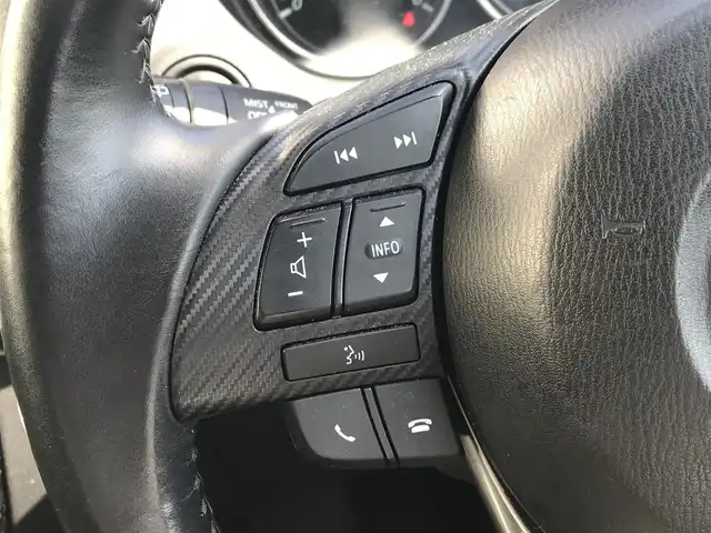 マツダ ＣＸ－５ XD プロアクティブ 富山県 2015(平27)年 6.4万km ソウルレッドプレミアムメタリック 〇バックカメラ/〇ETC/〇セーフティクルーズパッケージ/〇レーダークルーズコントロール/〇レーンキープアシストシステム/〇ブラインドスポットモニタリング/〇アイドリングストップ/〇SRSエアバッグ/〇左右独立温度調整オートエアコン/〇LEDヘッドランプ/〇オートライト/〇純正17インチアルミホイール/〇革巻きステアリングホイール/〇ブラックファブリックシート/〇禁煙車
