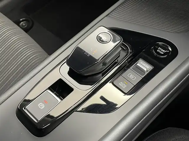 日産 ノート X 群馬県 2024(令6)年 0.6万km スーパーブラック 純正９インチナビ　バックカメラ　全方位運転支援システム　ＬＥＤ　ＡＨＢ　オートブレーキホールド　ステアリングリモコン　ドライブレコーダー　ＥＴＣ２．０　スマートキー　プッシュスタート　禁煙車