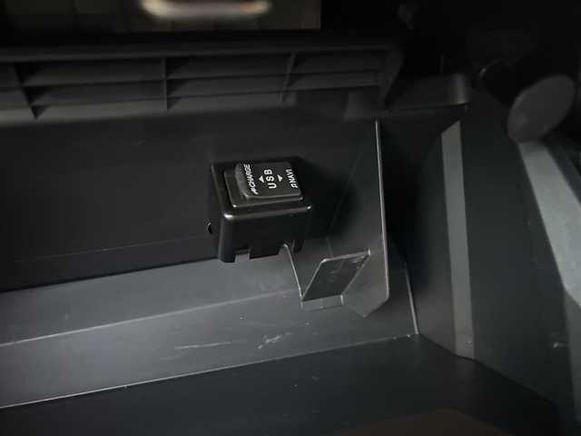 ダイハツ コペン ローブ 広島県 2018(平30)年 2.8万km クリアブルークリスタルメタリック 純正ナビ/（CD/DVD/フルセグTV/Bluetooth）/ETC/ドライブレコーダー/シートヒーター/純正16インチAW/ステアリングスイッチ/LEDヘッドライト/フォグランプ/純正フロアマット/プッシュスタート/スペアキー