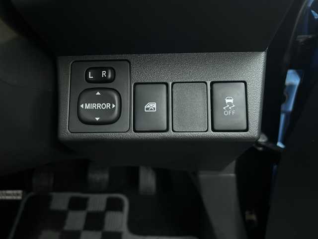 ダイハツ コペン ローブ 広島県 2018(平30)年 2.8万km クリアブルークリスタルメタリック 純正ナビ/（CD/DVD/フルセグTV/Bluetooth）/ETC/ドライブレコーダー/シートヒーター/純正16インチAW/ステアリングスイッチ/LEDヘッドライト/フォグランプ/純正フロアマット/プッシュスタート/スペアキー