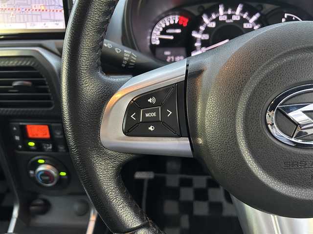 ダイハツ コペン ローブ 広島県 2018(平30)年 2.8万km クリアブルークリスタルメタリック 純正ナビ/（CD/DVD/フルセグTV/Bluetooth）/ETC/ドライブレコーダー/シートヒーター/純正16インチAW/ステアリングスイッチ/LEDヘッドライト/フォグランプ/純正フロアマット/プッシュスタート/スペアキー