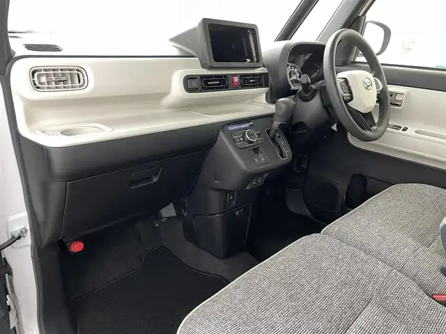 ダイハツ ムーヴ キャンバス ストライプス G 福島県 2023(令5)年 1.3万km シャイニングホワイトパール/レイクブルーメタリック スマートアシスト/・先行車発進お知らせ機能/・標識認識機能/・両側パワースライドドア/両側パワースライドドア/LEDオートライト/・フォグランプ/ベンチシート/・シートヒーター/ステアリングリモコン/電子パーキング/・ブレーキホールド/純正フロアマット/電動格納ドアミラー/アイドリングストップ/プッシュスタート/・スマートキー/・スペアキー