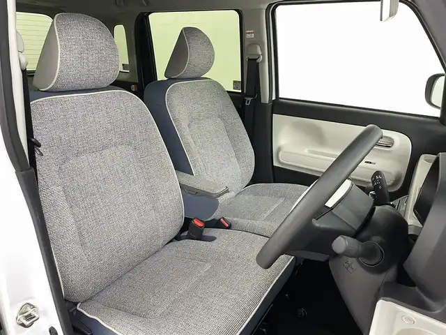 ダイハツ ムーヴ キャンバス ストライプス G 福島県 2023(令5)年 1.3万km シャイニングホワイトパール/レイクブルーメタリック スマートアシスト/・先行車発進お知らせ機能/・標識認識機能/・両側パワースライドドア/両側パワースライドドア/LEDオートライト/・フォグランプ/ベンチシート/・シートヒーター/ステアリングリモコン/電子パーキング/・ブレーキホールド/純正フロアマット/電動格納ドアミラー/アイドリングストップ/プッシュスタート/・スマートキー/・スペアキー