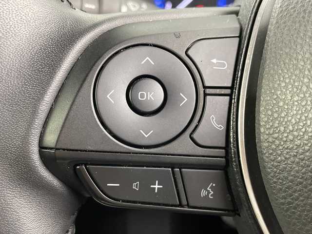 トヨタ カローラ クロス ハイブリッド Z 愛知県 2022(令4)年 3万km プラチナホワイトパールマイカ 禁煙車/ワンオーナー/純正9インチナビ/（CD/DVD/Bluetooth/フルセグTV/USB)/全方位カメラ/モデリスタエアロ/（フロント/リア/サイド）/シーケンシャルウインカー/トヨタセーフティセンス/・プリクラッシュセーフティ/・レーダークルーズコントロール/・レーントレーシングアシスト/・オートマチックハイビーム/・クリアランスソナー/・パーキングサポートブレーキ/・ロードサインアシスト/・ブラインドスポットモニター/ETC2.0/ドライブレコーダー/ハーフレザーシート/シートヒーター/パワーシート/パワーバックドア/ルーフレール/純正18インチアルミホイール/スマートキー/スペアキー1本/プッシュスタート/LEDヘッドライト/フロントフォグランプ/オートライト/純正フロアマット/電子パーキングブレーキ/オートホールド/横滑り防止装置