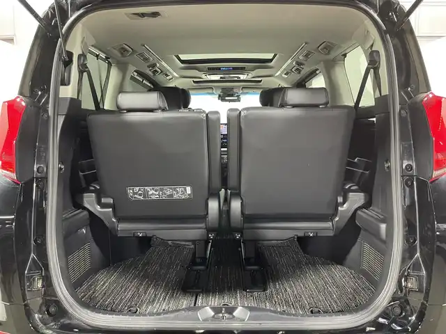 トヨタ アルファード S Cパッケージ 大阪府 2019(令1)年 4.8万km ブラック サンルーフ 黒革シート TRDエアロ ALPINE11incナビTV フリップダウンモニター デジタルインナーミラー パワーシート/ヒーター/エアコン ハンドルヒーター 電動リアゲート レーダーC 衝突軽減B レーンアシスト BSM