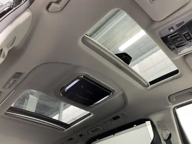 トヨタ アルファード S Cパッケージ 大阪府 2019(令1)年 4.8万km ブラック サンルーフ 黒革シート TRDエアロ ALPINE11incナビTV フリップダウンモニター デジタルインナーミラー パワーシート/ヒーター/エアコン ハンドルヒーター 電動リアゲート レーダーC 衝突軽減B レーンアシスト BSM