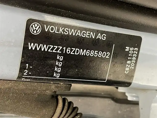 フォルクスワーゲン ザ・ビートル デザイン レザーパッケージ 熊本県 2013(平25)年 5万km デニムブルー 社外ナビAVIC-MRZ009（ＣＤ・ＤＶＤ・フルセグ・ＢＴ・ＳＤ・ｉｐｏｄ・ＵＳＢ）/クルーズコントロール　/前席シートヒーター　/ＥＴＣ　/横滑り防止　/純正フロアマット　/純正１７インチＡＷ/フォグライト/リモコンキー/スペアキー1本/保証書　/取扱説明書