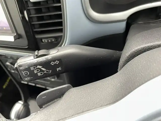 フォルクスワーゲン ザ・ビートル デザイン レザーパッケージ 熊本県 2013(平25)年 5万km デニムブルー 社外ナビAVIC-MRZ009（ＣＤ・ＤＶＤ・フルセグ・ＢＴ・ＳＤ・ｉｐｏｄ・ＵＳＢ）/クルーズコントロール　/前席シートヒーター　/ＥＴＣ　/横滑り防止　/純正フロアマット　/純正１７インチＡＷ/フォグライト/リモコンキー/スペアキー1本/保証書　/取扱説明書