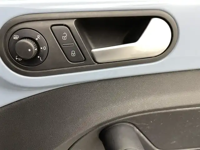 フォルクスワーゲン ザ・ビートル デザイン レザーパッケージ 熊本県 2013(平25)年 5万km デニムブルー 社外ナビAVIC-MRZ009（ＣＤ・ＤＶＤ・フルセグ・ＢＴ・ＳＤ・ｉｐｏｄ・ＵＳＢ）/クルーズコントロール　/前席シートヒーター　/ＥＴＣ　/横滑り防止　/純正フロアマット　/純正１７インチＡＷ/フォグライト/リモコンキー/スペアキー1本/保証書　/取扱説明書