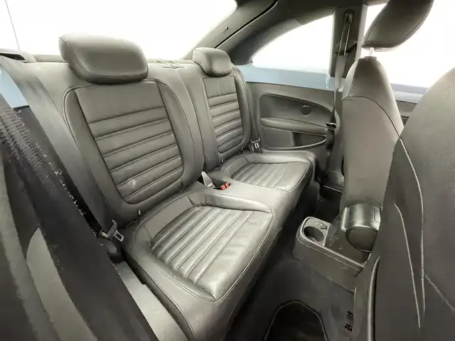 フォルクスワーゲン ザ・ビートル デザイン レザーパッケージ 熊本県 2013(平25)年 5万km デニムブルー 社外ナビAVIC-MRZ009（ＣＤ・ＤＶＤ・フルセグ・ＢＴ・ＳＤ・ｉｐｏｄ・ＵＳＢ）/クルーズコントロール　/前席シートヒーター　/ＥＴＣ　/横滑り防止　/純正フロアマット　/純正１７インチＡＷ/フォグライト/リモコンキー/スペアキー1本/保証書　/取扱説明書