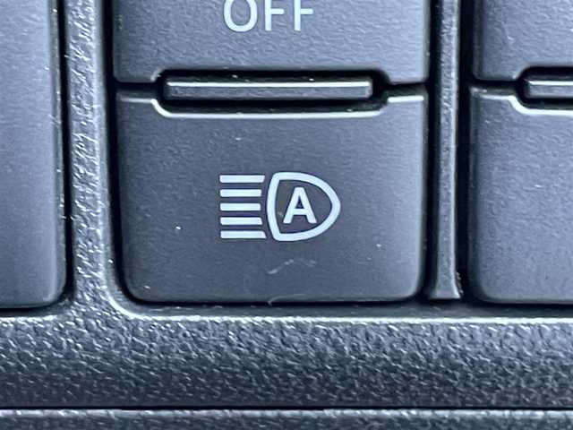 スバル ステラ カスタム R 東京都 2022(令4)年 0.4万km ブライトシルバーメタリック 純正ナビ　/フルセグＴＶ　/シートヒーター　/ドラレコ　/リアコーナーセンサー/Ｂｌｕｅｔｏｏｔｈ　/バックカメラ　/ＬＥＤヘッド　/フォグランプ　/衝突被害軽減　/レーンキープ　/オートライト　/スマートキー　/禁煙