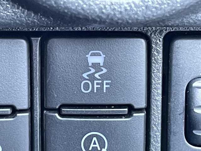 スバル ステラ カスタム R 東京都 2022(令4)年 0.4万km ブライトシルバーメタリック 純正ナビ　/フルセグＴＶ　/シートヒーター　/ドラレコ　/リアコーナーセンサー/Ｂｌｕｅｔｏｏｔｈ　/バックカメラ　/ＬＥＤヘッド　/フォグランプ　/衝突被害軽減　/レーンキープ　/オートライト　/スマートキー　/禁煙