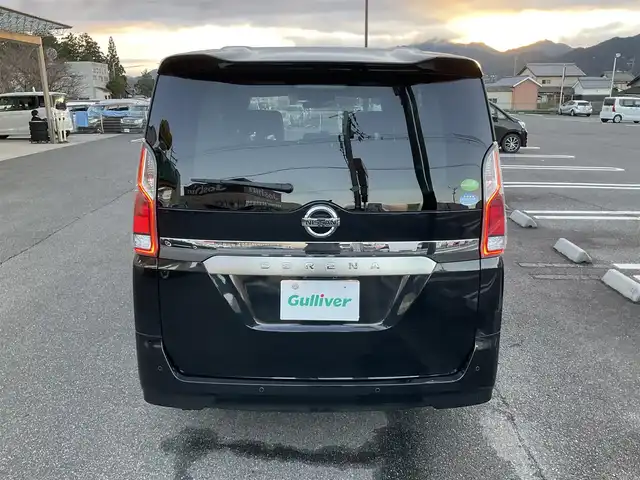 日産 セレナ S 滋賀県 2017(平29)年 9.4万km ダイヤモンドブラック ワンオーナー/車検令和8年6月まで/社外15インチアルミホイール/片側パワースライドドア/純正9インチナビゲーション（MM516D-L)/・CD/DVD/・AM/FM/・Bluetooth/アラウンドビューモニター/純正リヤフリップダウンモニター/ビルトインETC/純正ドライブレコーダー（ナビ連動）/取扱説明書/保証書