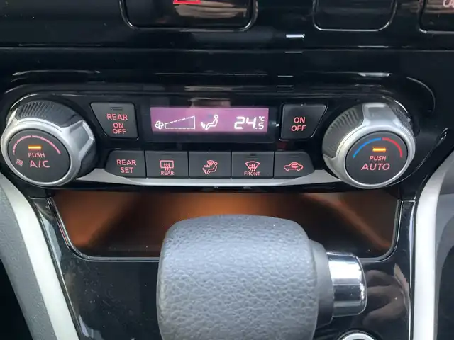 日産 セレナ S 滋賀県 2017(平29)年 9.4万km ダイヤモンドブラック ワンオーナー/車検令和8年6月まで/社外15インチアルミホイール/片側パワースライドドア/純正9インチナビゲーション（MM516D-L)/・CD/DVD/・AM/FM/・Bluetooth/アラウンドビューモニター/純正リヤフリップダウンモニター/ビルトインETC/純正ドライブレコーダー（ナビ連動）/取扱説明書/保証書