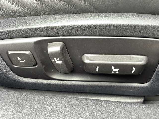 レクサス ＧＳ 450h Iパッケージ 茨城県 2012(平24)年 4.4万km ブラック 純正HDDナビ(CD/DVD/USB/AUX/BT/フルセグTV)/バックカメラ/クルーズコントロール/パドルシフト/黒革シート/前席シートヒーター/エアシート/前席パワーシート/ヘッドアップディスプレイ/ビルトインETC/前後ドライブレコーダー/電動式リアサンシェード/横滑り防止装置/オートライト/フォグランプ/ステアリングスイッチ/純正フロアマット/純正ドアバイザー/スペアキー×1/保証書/取扱説明書