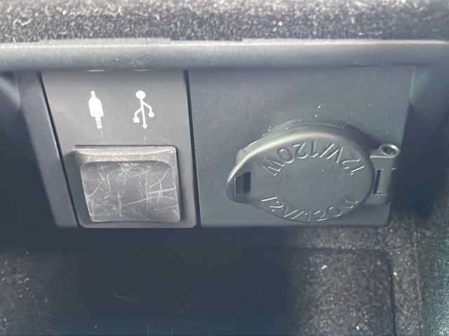レクサス ＧＳ 450h Iパッケージ 茨城県 2012(平24)年 4.4万km ブラック 純正HDDナビ(CD/DVD/USB/AUX/BT/フルセグTV)/バックカメラ/クルーズコントロール/パドルシフト/黒革シート/前席シートヒーター/エアシート/前席パワーシート/ヘッドアップディスプレイ/ビルトインETC/前後ドライブレコーダー/電動式リアサンシェード/横滑り防止装置/オートライト/フォグランプ/ステアリングスイッチ/純正フロアマット/純正ドアバイザー/スペアキー×1/保証書/取扱説明書