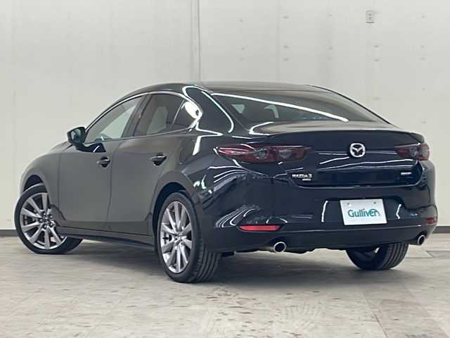 マツダ マツダ３セダン 15S ツーリング 道央・札幌 2020(令2)年 2.5万km ジェットブラックマイカ /ワンオーナー//4WD//純正フルセグナビ/（CD/DVD/AM/FM/HDMI/BT）//バックカメラ//全方位モニター//レーンキープアシスト//レーダールーズコントロール//衝突軽減ブレーキ//ブラインドスポットモニター//オートライト//オートハイビーム//SPORTモード//デュアルエアコン//ビルトインETC//ステアリングリモコン//純正18インチAWホイール//冬タイヤ社外AW積込有り