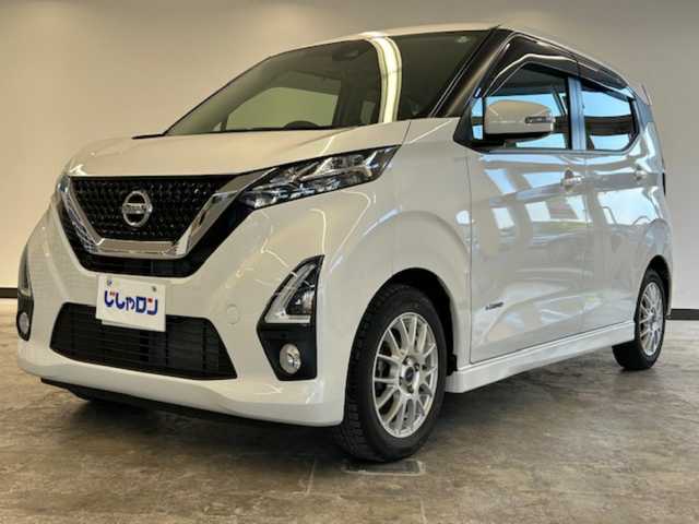 日産 デイズ ハイウェイスターX 静岡県 2019(令1)年 5.1万km ホワイトパール (株)IDOMが運営する【じしゃロン浜松店】の自社ローン専用車両になりますこちらは現金またはオートローンご利用時の価格です。自社ローンご希望の方は別途その旨お申付け下さい/・アラウンドビューモニター/・バック　サイドカメラ/・アイドリングストップ/・前後コーナーセンサー/・オートライト/・ライトレベライザー/・オートライト/・ウインカーミラー/・社外14インチAW