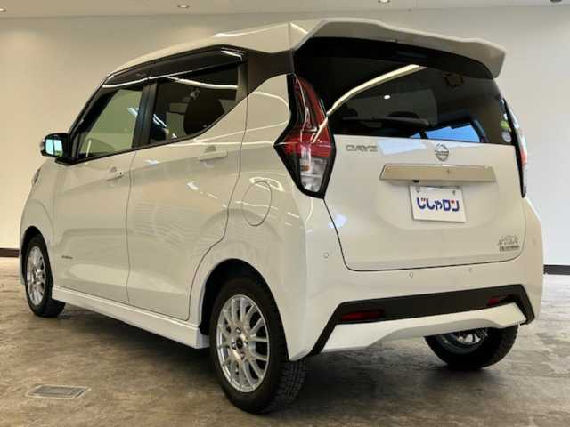 日産 デイズ ハイウェイスターX 静岡県 2019(令1)年 5.1万km ホワイトパール (株)IDOMが運営する【じしゃロン浜松店】の自社ローン専用車両になりますこちらは現金またはオートローンご利用時の価格です。自社ローンご希望の方は別途その旨お申付け下さい/・アラウンドビューモニター/・バック　サイドカメラ/・アイドリングストップ/・前後コーナーセンサー/・オートライト/・ライトレベライザー/・オートライト/・ウインカーミラー/・社外14インチAW