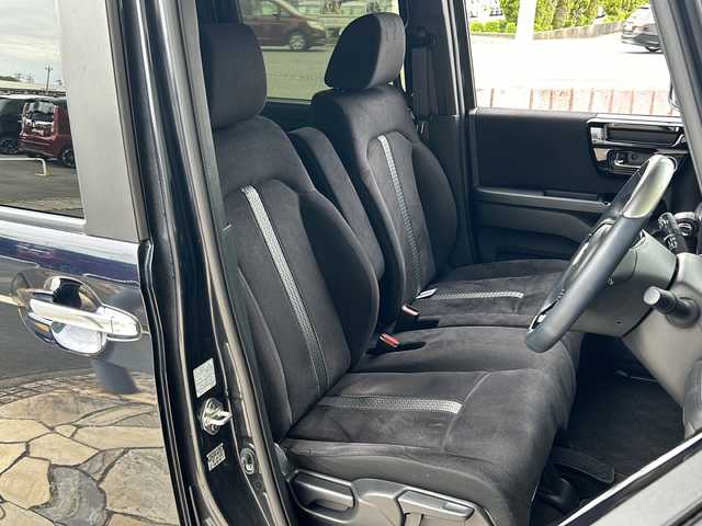 ホンダ Ｎ ＢＯＸ カスタム L 静岡県 2021(令3)年 2.3万km ミッドナイトブルービームM 純正ナビ/・バックカメラ/・Bluetooth/・CD/DVD/・フルセグTV/・USB/・SD/・ステアリングスイッチ/主要装備/・プッシュスタート/・片側パワースライドドア/・ETC車載器/・ドライブレコーダー/・LEDヘッドライト/・前席シートヒーター/・サイドエアバッグ＋カーテンエアバッグ/・後席サンシェード/・運転席＋助手席バックテーブル/・TVキャンセラー/・スマートキー/・アイドリングストップ/・コーナーセンサー/・社外ＡＷ/・純正フロアマット/ホンダセンシング/・衝突軽減ブレーキ/・車線維持支援システム/・アダプティブクルーズコントロール/・誤発進抑制機能/・歩行者事故低減ステアリング/・路外逸脱抑制機能/・先行車発進お知らせ機能/・標識認識機能/・オートマチックハイビーム