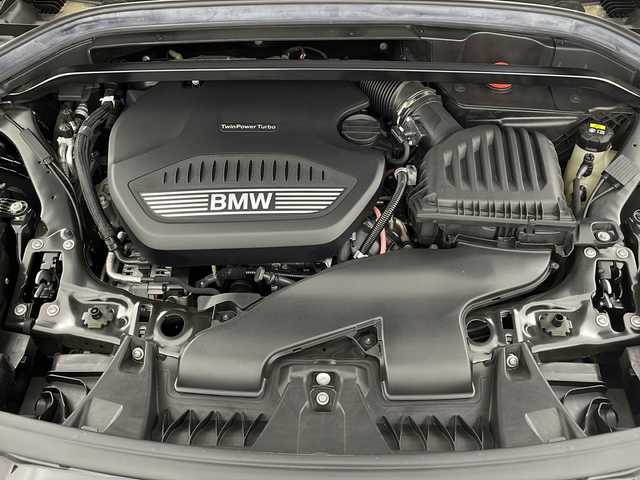ＢＭＷ Ｘ１ 新潟県 2020(令2)年 2万km サファイアブラックP 4WD/純正ナビ/　　BT/FM/AM/USB/バックカメラ/パワーバックドア/レーダークルーズコントロール/LEDオートライト/ハーフレザーシート/パワーシート/シートメモリー/純正18インチアルミホイール/ルーフレール/パドルシフト/ステアリングスイッチ/ワンオーナー/スマートキー/ETC
