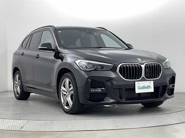 ＢＭＷ Ｘ１ 新潟県 2020(令2)年 2万km サファイアブラックP 4WD/純正ナビ/　　BT/FM/AM/USB/バックカメラ/パワーバックドア/レーダークルーズコントロール/LEDオートライト/ハーフレザーシート/パワーシート/シートメモリー/純正18インチアルミホイール/ルーフレール/パドルシフト/ステアリングスイッチ/ワンオーナー/スマートキー/ETC