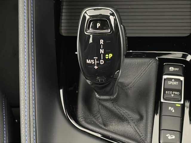 ＢＭＷ Ｘ１ 新潟県 2020(令2)年 2万km サファイアブラックP 4WD/純正ナビ/　　BT/FM/AM/USB/バックカメラ/パワーバックドア/レーダークルーズコントロール/LEDオートライト/ハーフレザーシート/パワーシート/シートメモリー/純正18インチアルミホイール/ルーフレール/パドルシフト/ステアリングスイッチ/ワンオーナー/スマートキー/ETC