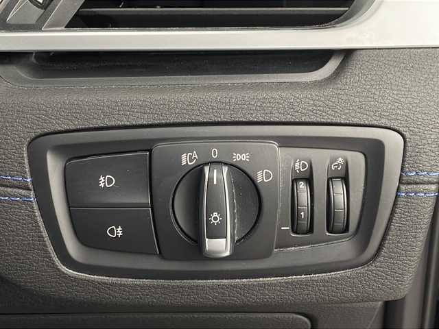 ＢＭＷ Ｘ１ 新潟県 2020(令2)年 2万km サファイアブラックP 4WD/純正ナビ/　　BT/FM/AM/USB/バックカメラ/パワーバックドア/レーダークルーズコントロール/LEDオートライト/ハーフレザーシート/パワーシート/シートメモリー/純正18インチアルミホイール/ルーフレール/パドルシフト/ステアリングスイッチ/ワンオーナー/スマートキー/ETC