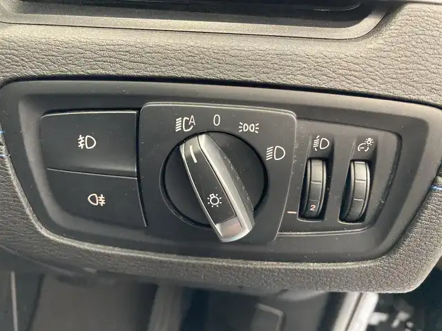 ＢＭＷ Ｘ１ xDrive 18d Mスポーツ 熊本県 2020(令2)年 2万km サファイアブラックP 4WD/純正ナビ/　　BT/FM/AM/USB/バックカメラ/パワーバックドア/レーダークルーズコントロール/LEDオートライト/ハーフレザーシート/パワーシート/シートメモリー/純正18インチアルミホイール/ルーフレール/パドルシフト/ステアリングスイッチ/ワンオーナー/スマートキー/ETC