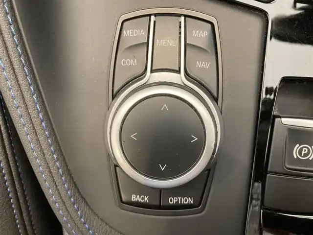 ＢＭＷ Ｘ１ xDrive 18d Mスポーツ 熊本県 2020(令2)年 2万km サファイアブラックP 4WD/純正ナビ/　　BT/FM/AM/USB/バックカメラ/パワーバックドア/レーダークルーズコントロール/LEDオートライト/ハーフレザーシート/パワーシート/シートメモリー/純正18インチアルミホイール/ルーフレール/パドルシフト/ステアリングスイッチ/ワンオーナー/スマートキー/ETC