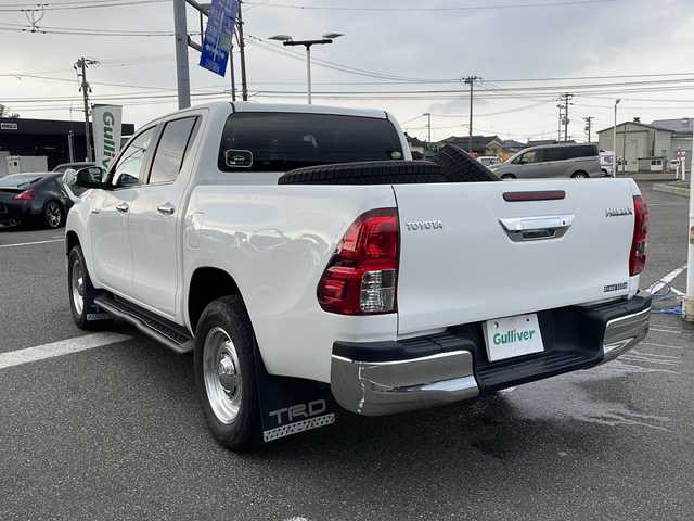 トヨタ ハイラックス Z 新潟県 2020(令2)年 2.3万km スーパーホワイトⅡ ワンオーナー/冬タイヤアルミホイールセット積載/４WD/センターデフロック/純正SDナビ/（DTV/Bluetooth）/衝突軽減/ヨーアシスト/ふらつき検知/先行車発進検知/追従機能付きクルーズコントロール/バックカメラ/ドライブレコーダー/ETC/ダウンヒルアシスト/MTモード付AT/フロアマット/シガーソケット/LEDヘッドライト/F、Rフォグランプ/ウィンカーミラー/電格ミラー/スペアキー×１/TRDステップ/TEDマッドフラップ